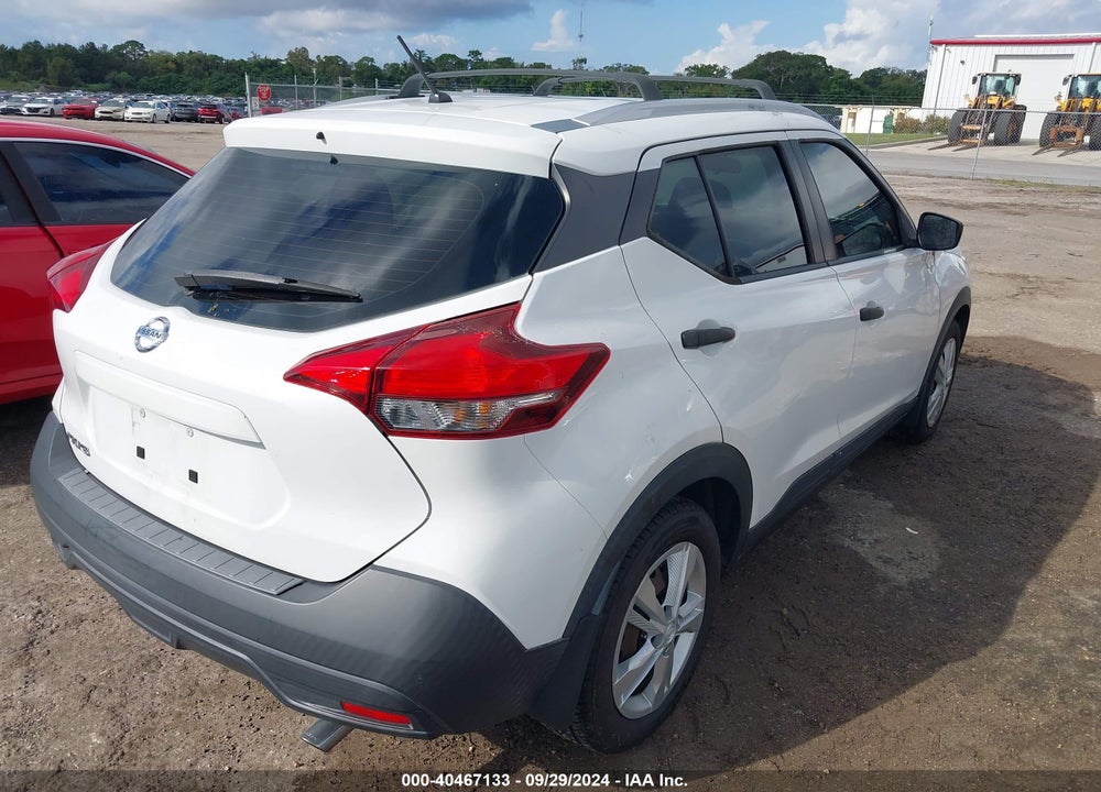 2019 NISSAN KICKS S VIN: 3N1CP5CU5KL564790