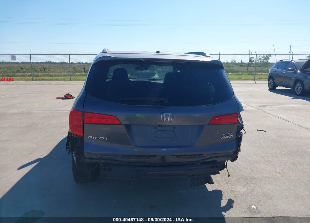 2017 HONDA PILOT ELITE VIN: 5FNYF6H06HB103994