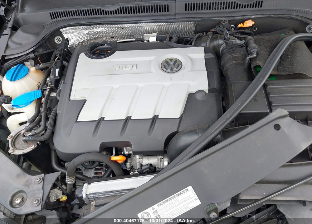 2011 VOLKSWAGEN JETTA 2.0L TDI VIN: 3VWLL7AJ3BM090441