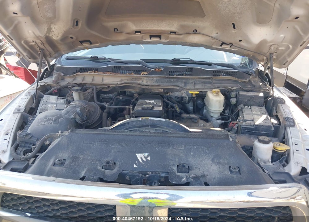 2016 RAM 5500 CHASSIS TRADESMAN/SLT VIN: 3C7WRNALXGG340092
