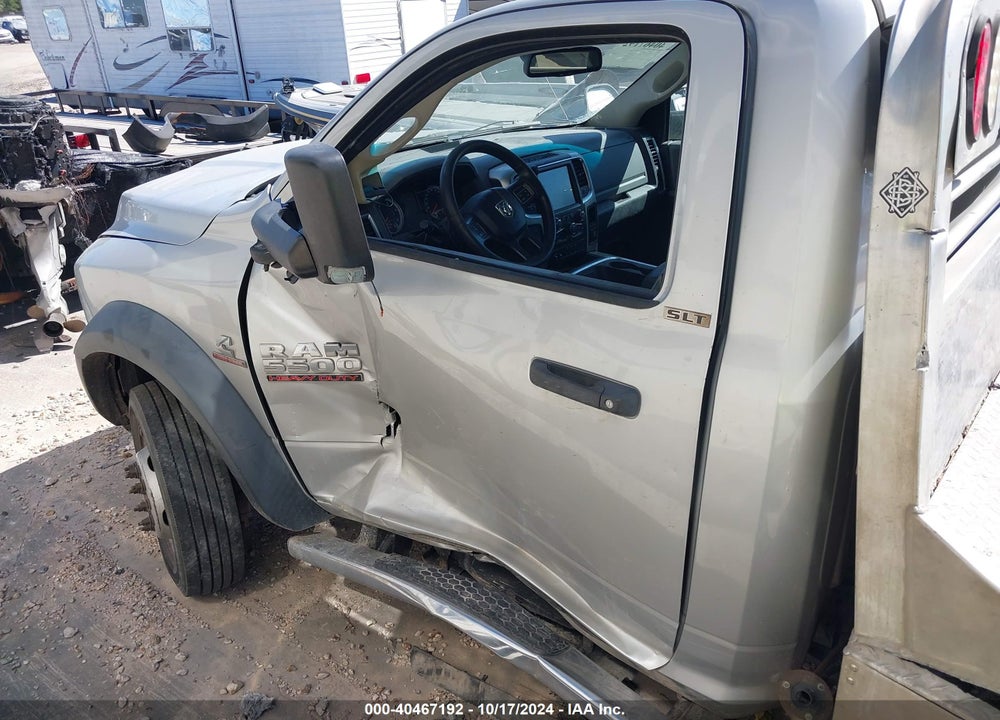2016 RAM 5500 CHASSIS TRADESMAN/SLT VIN: 3C7WRNALXGG340092
