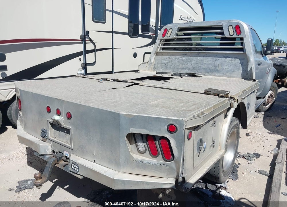 2016 RAM 5500 CHASSIS TRADESMAN/SLT VIN: 3C7WRNALXGG340092