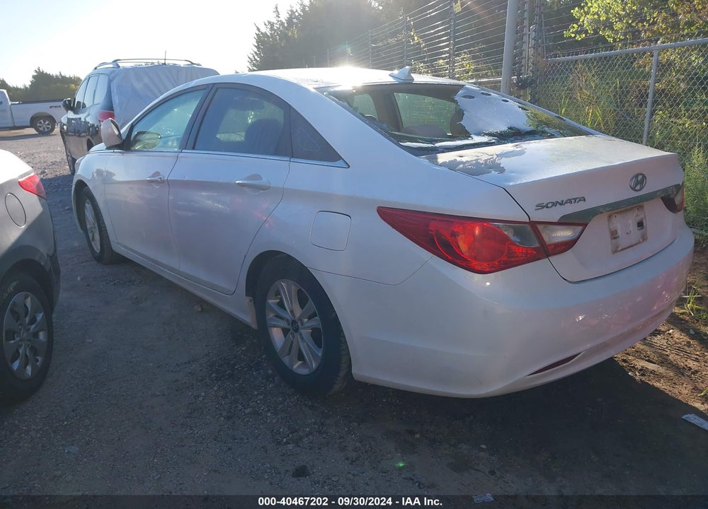 2013 HYUNDAI SONATA GLS VIN: 5NPEB4AC0DH727633