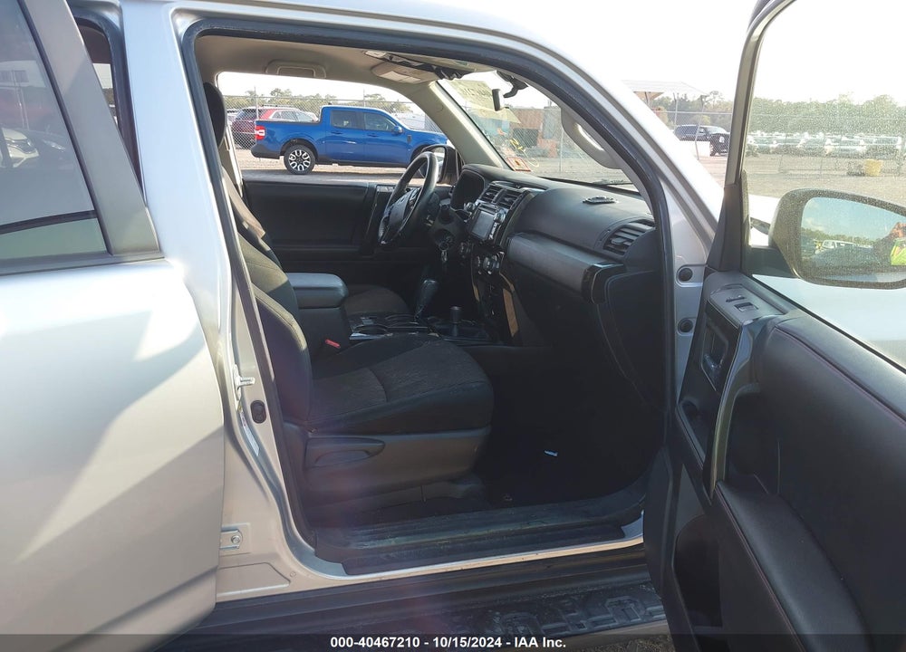 2014 TOYOTA 4RUNNER TRAIL VIN: JTEBU5JR4E5165580