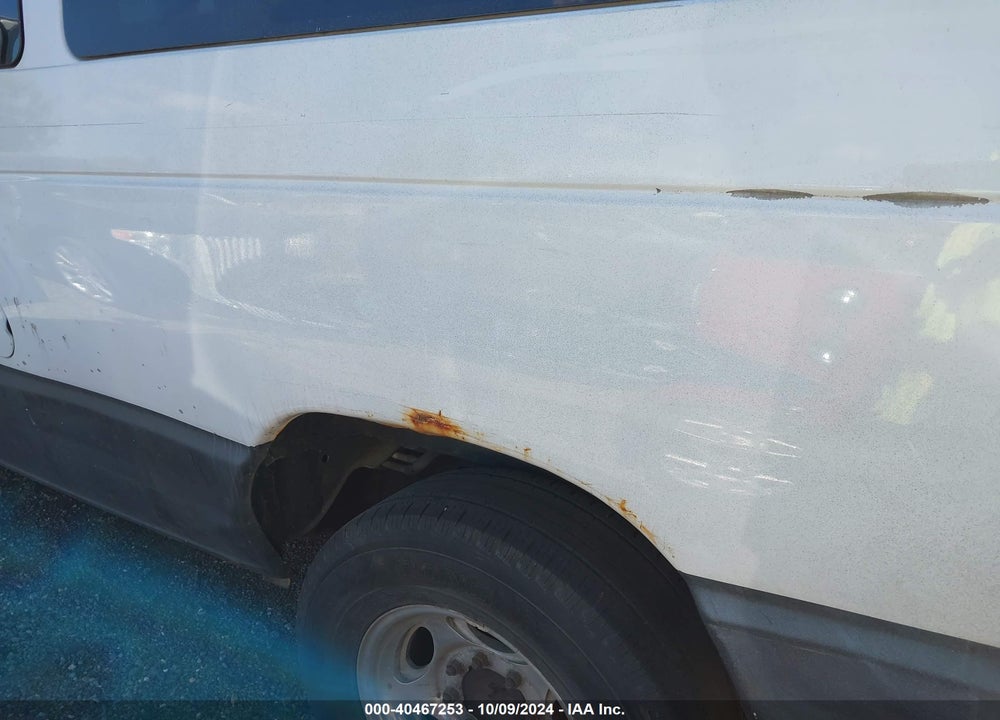 2009 FORD E-350 SUPER DUTY XL/XLT VIN: 1FBNE31L79DA66587