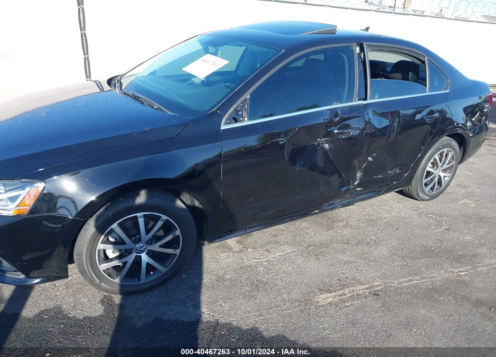 2017 VOLKSWAGEN JETTA 1.4T SE VIN: 3VWDB7AJ1HM397493