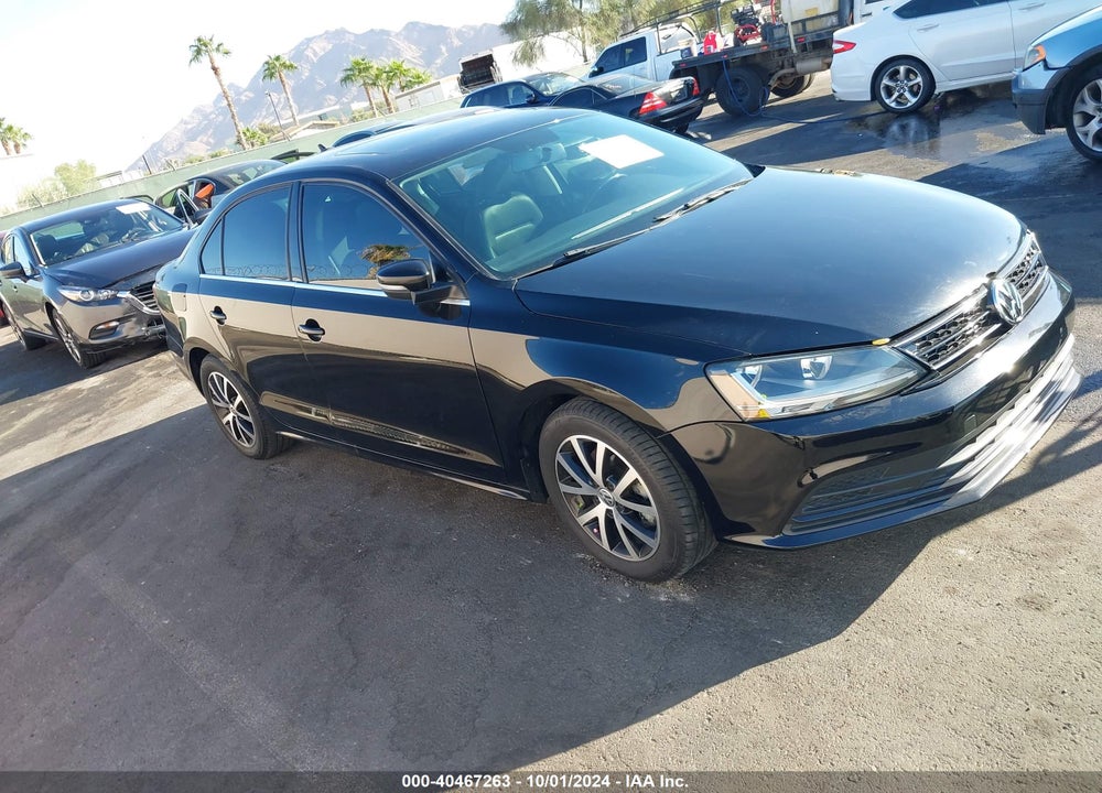2017 VOLKSWAGEN JETTA 1.4T SE VIN: 3VWDB7AJ1HM397493