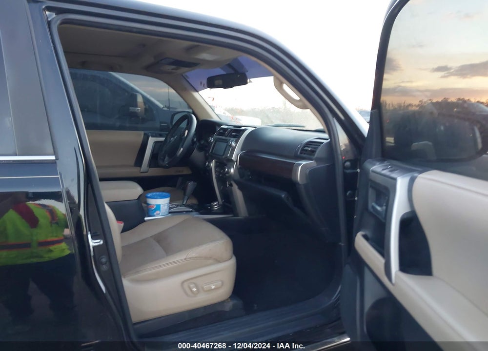 2019 TOYOTA 4RUNNER LIMITED VIN: JTEBU5JR0K5623921