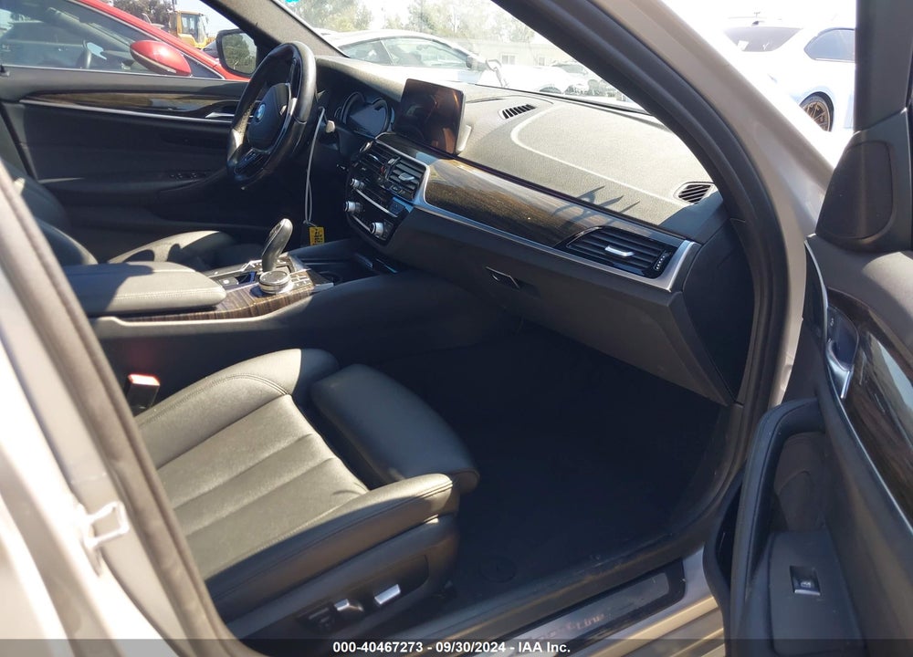 2019 BMW 530I VIN: WBAJA5C50KBX46779