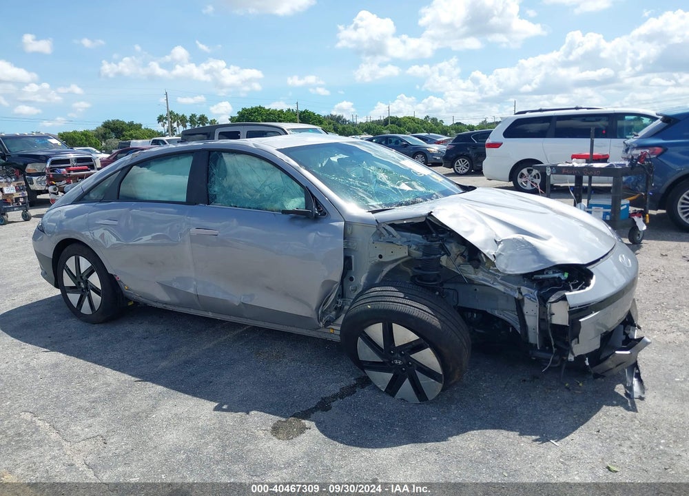 2024 HYUNDAI IONIQ 6 SE VIN: KMHM24AA0RA070756