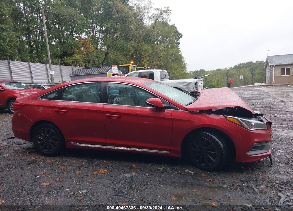 2017 HYUNDAI SONATA SPORT VIN: 5NPE34AF7HH464585