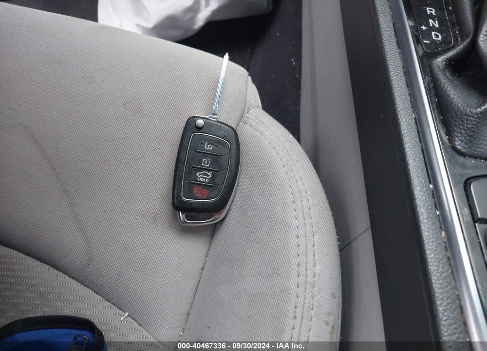 2017 HYUNDAI SONATA SPORT VIN: 5NPE34AF7HH464585