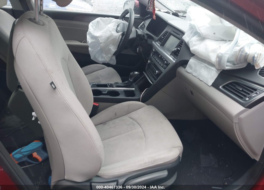 2017 HYUNDAI SONATA SPORT VIN: 5NPE34AF7HH464585