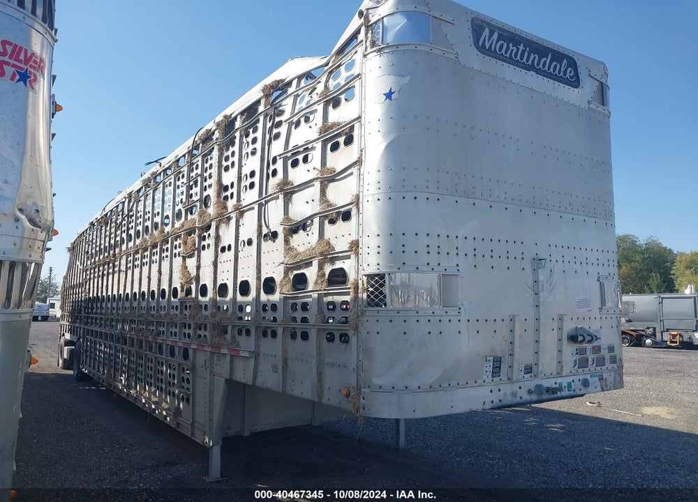 2005 WILSON TRAILER CO LIVESTOCK TRAILER VIN: 1W1UDS2K05D529129