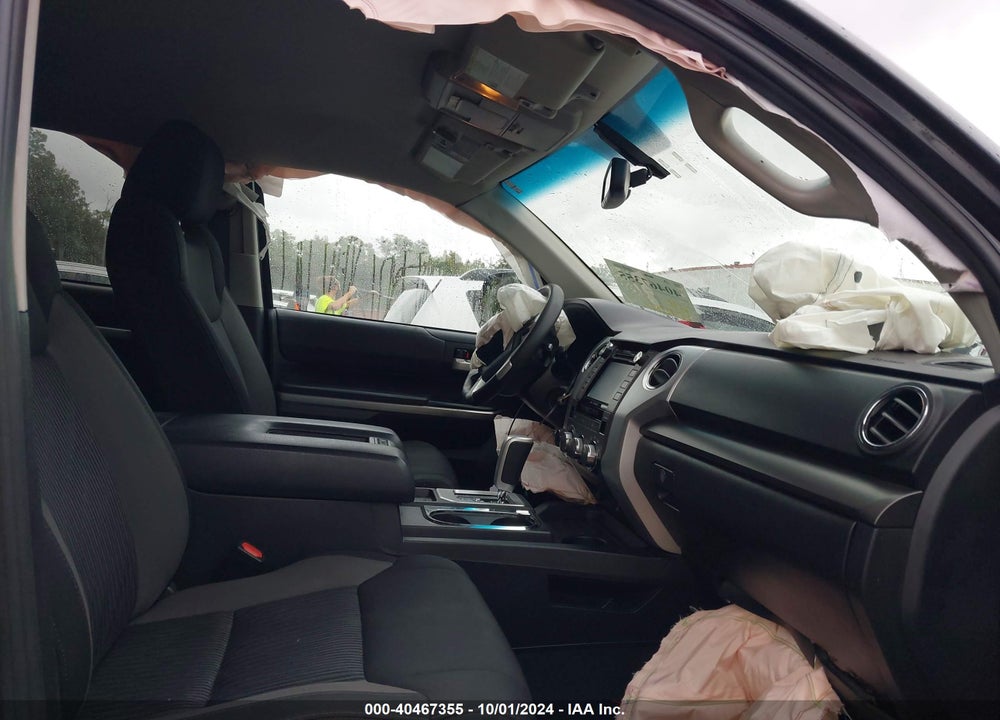 2017 TOYOTA TUNDRA SR5 5.7L V8 VIN: 5TFDY5F10HX631325