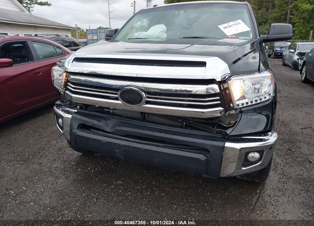 2017 TOYOTA TUNDRA SR5 5.7L V8 VIN: 5TFDY5F10HX631325