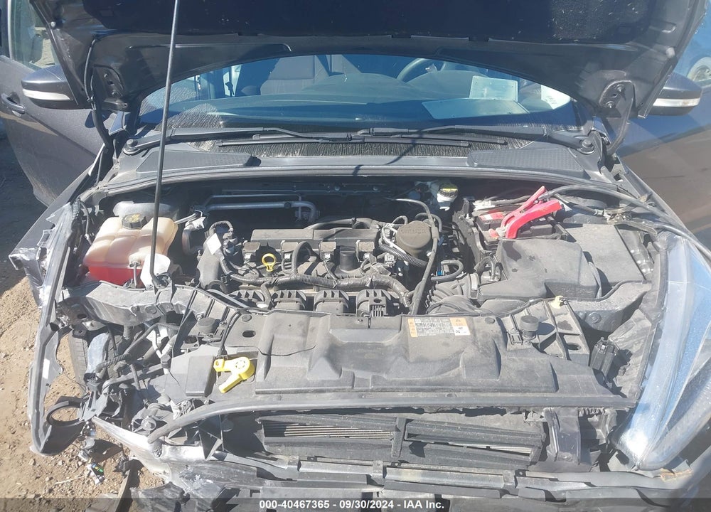 2015 FORD FOCUS SE VIN: 1FADP3F21FL383421