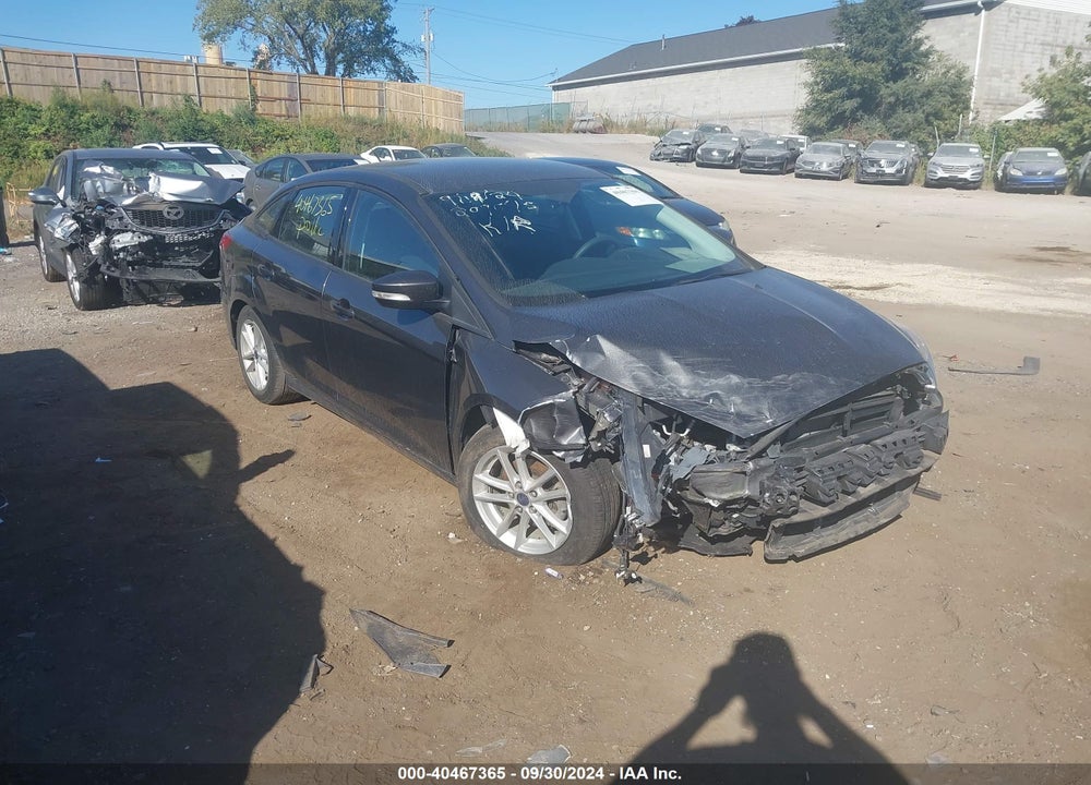2015 FORD FOCUS SE VIN: 1FADP3F21FL383421