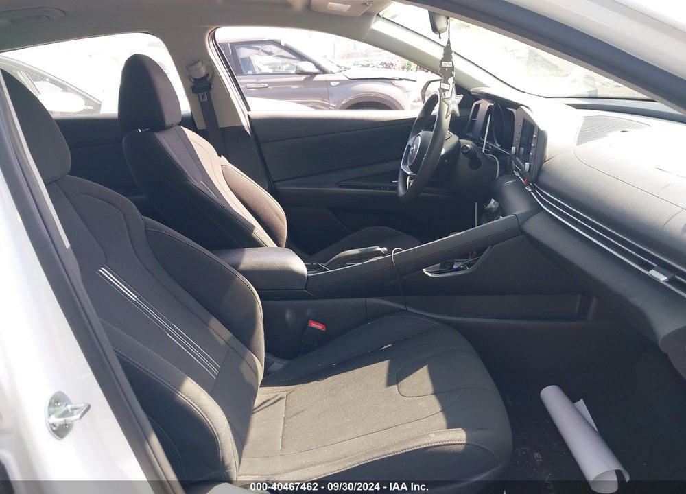 2022 HYUNDAI ELANTRA SEL VIN: 5NPLM4AG5NH066039