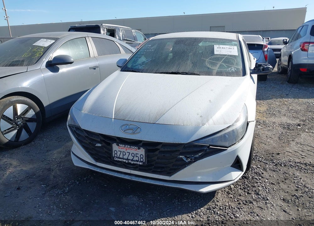 2022 HYUNDAI ELANTRA SEL VIN: 5NPLM4AG5NH066039