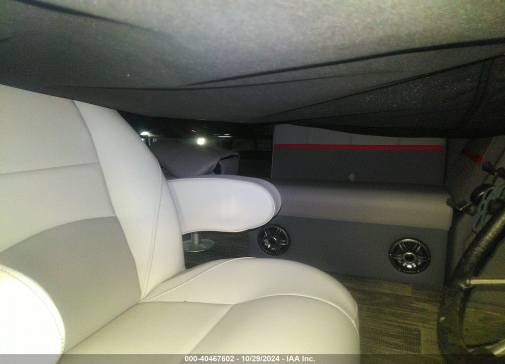 2024 APEX PONTOON VIN: APX33854F324