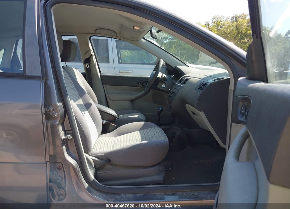 2007 FORD FOCUS S/SE/SES VIN: 1FAHP34N37W353965