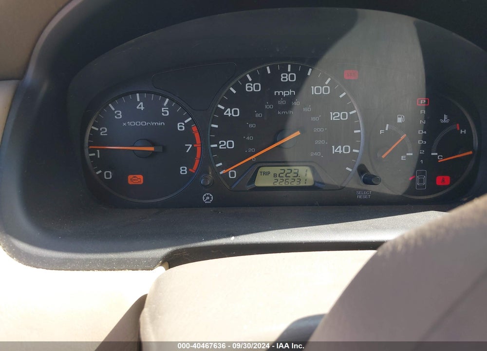 2002 HONDA ACCORD 2.3 LX VIN: 1HGCG66562A155505