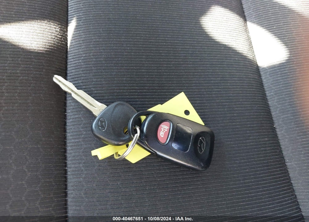 2018 HYUNDAI ELANTRA VIN: 5NPD84LF7JH302309