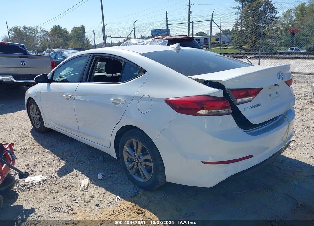 2018 HYUNDAI ELANTRA VIN: 5NPD84LF7JH302309