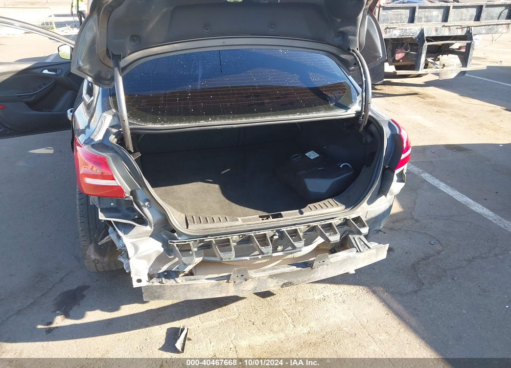 2015 FORD FOCUS TITANIUM VIN: 1FADP3J22FL334574
