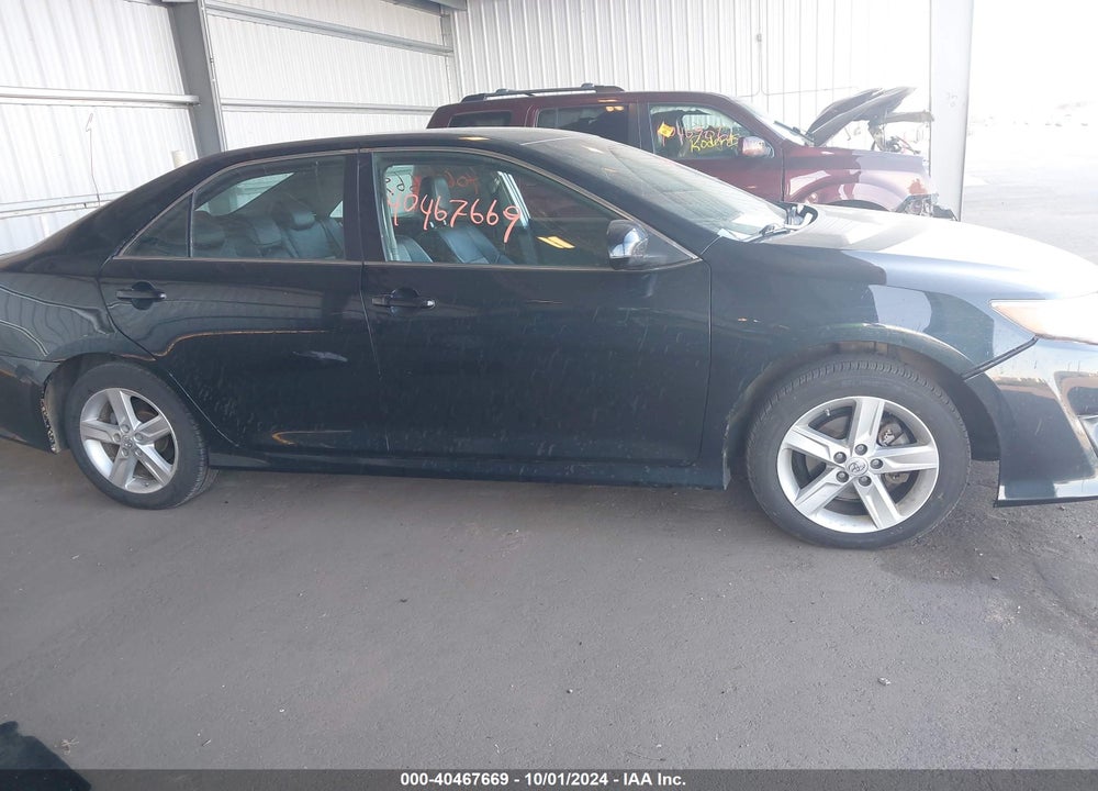 2014 TOYOTA CAMRY SE VIN: 4T1BF1FK6EU350475