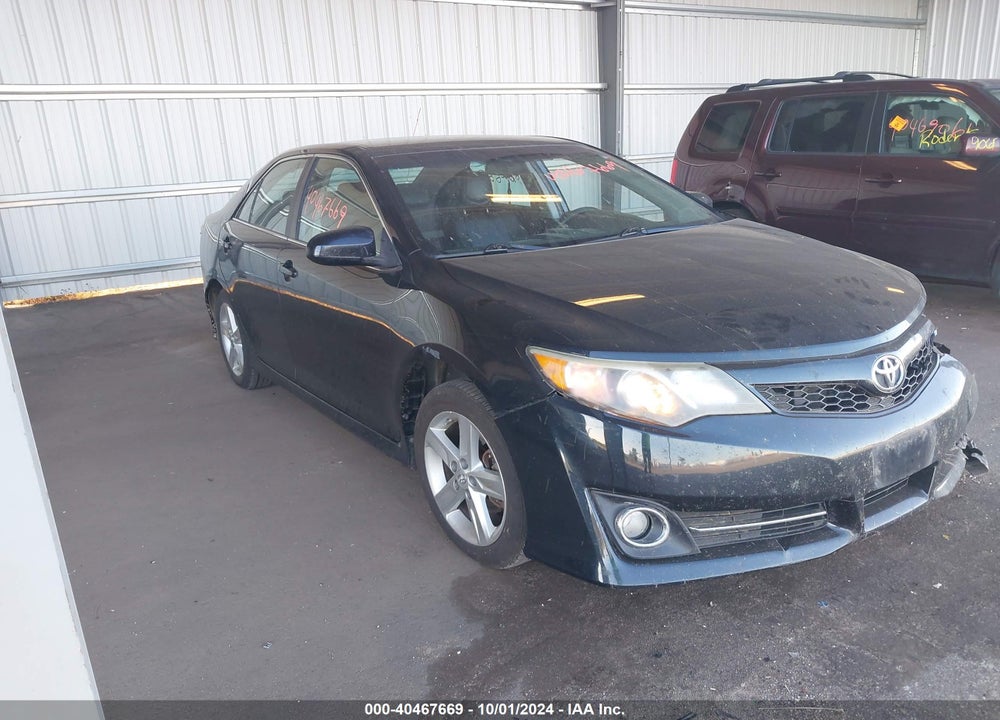 2014 TOYOTA CAMRY SE VIN: 4T1BF1FK6EU350475