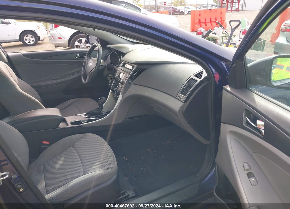 2011 HYUNDAI SONATA GLS VIN: 5NPEB4AC4BH075127