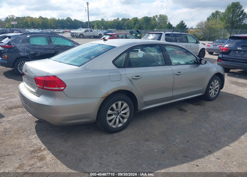 2012 VOLKSWAGEN PASSAT VIN: 1VWAP7A37CC031344