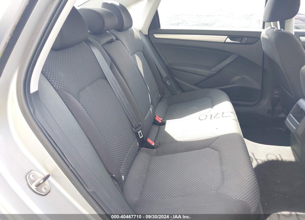 2012 VOLKSWAGEN PASSAT VIN: 1VWAP7A37CC031344