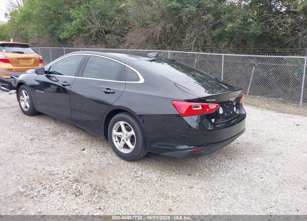 2017 CHEVROLET MALIBU LS VIN: 1G1ZB5ST5HF136504