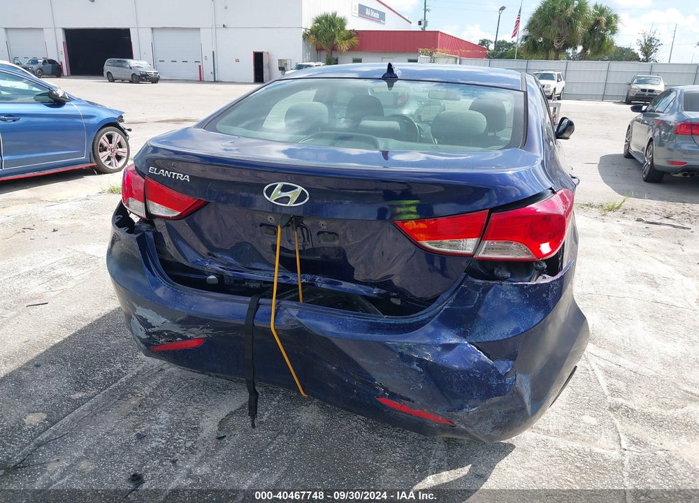 2013 HYUNDAI ELANTRA GLS VIN: 5NPDH4AE8DH401946