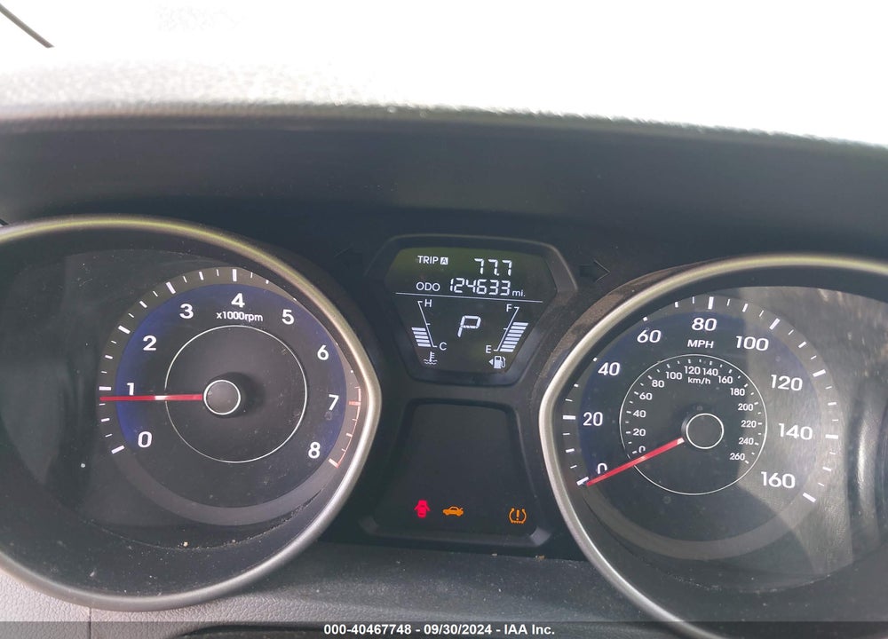 2013 HYUNDAI ELANTRA GLS VIN: 5NPDH4AE8DH401946