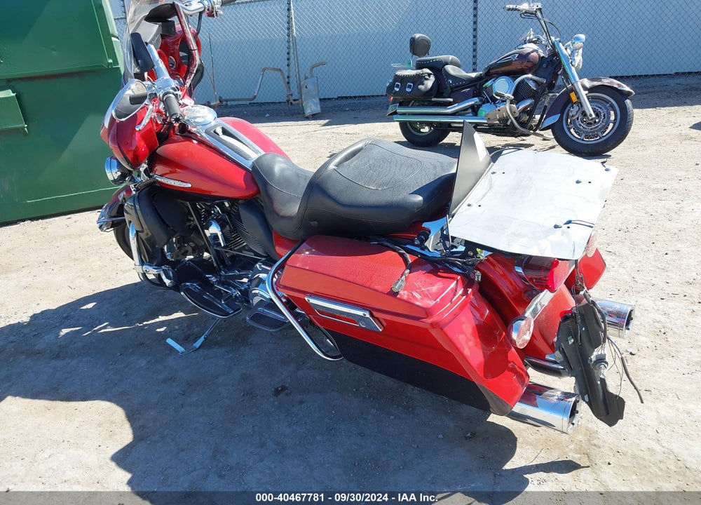 2012 HARLEY-DAVIDSON FLHTK ELECTRA GLIDE ULTRA LTD VIN: 1HD1KEM17CB623721