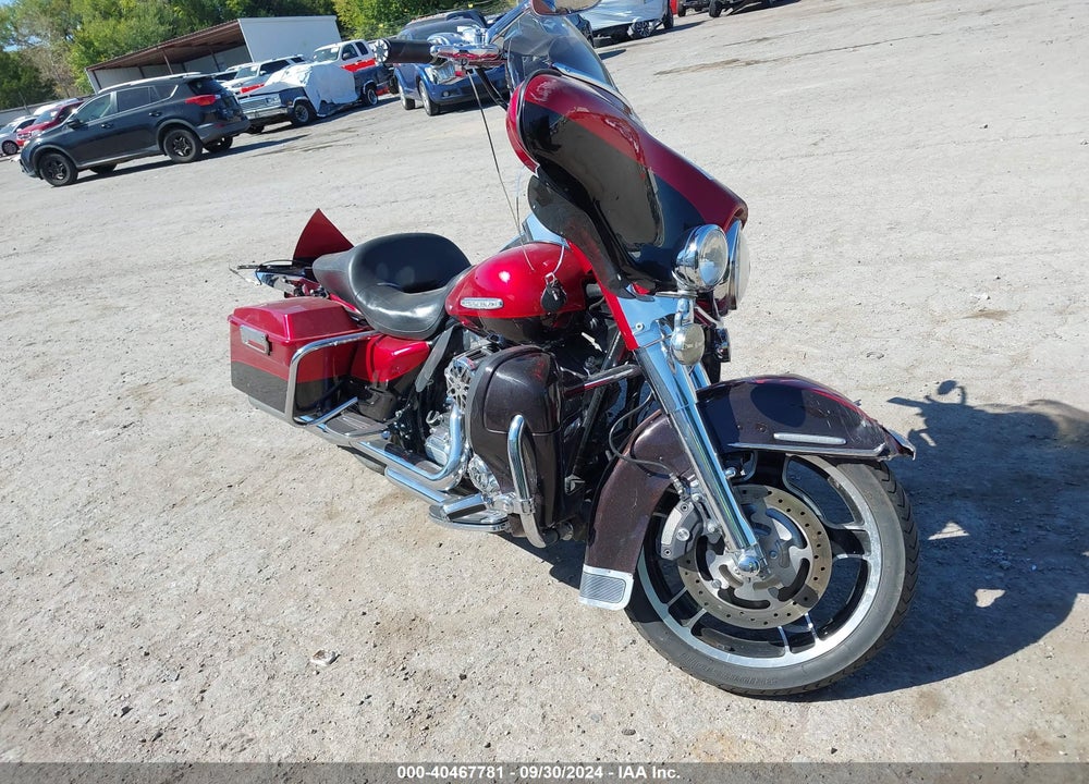 2012 HARLEY-DAVIDSON FLHTK ELECTRA GLIDE ULTRA LTD VIN: 1HD1KEM17CB623721