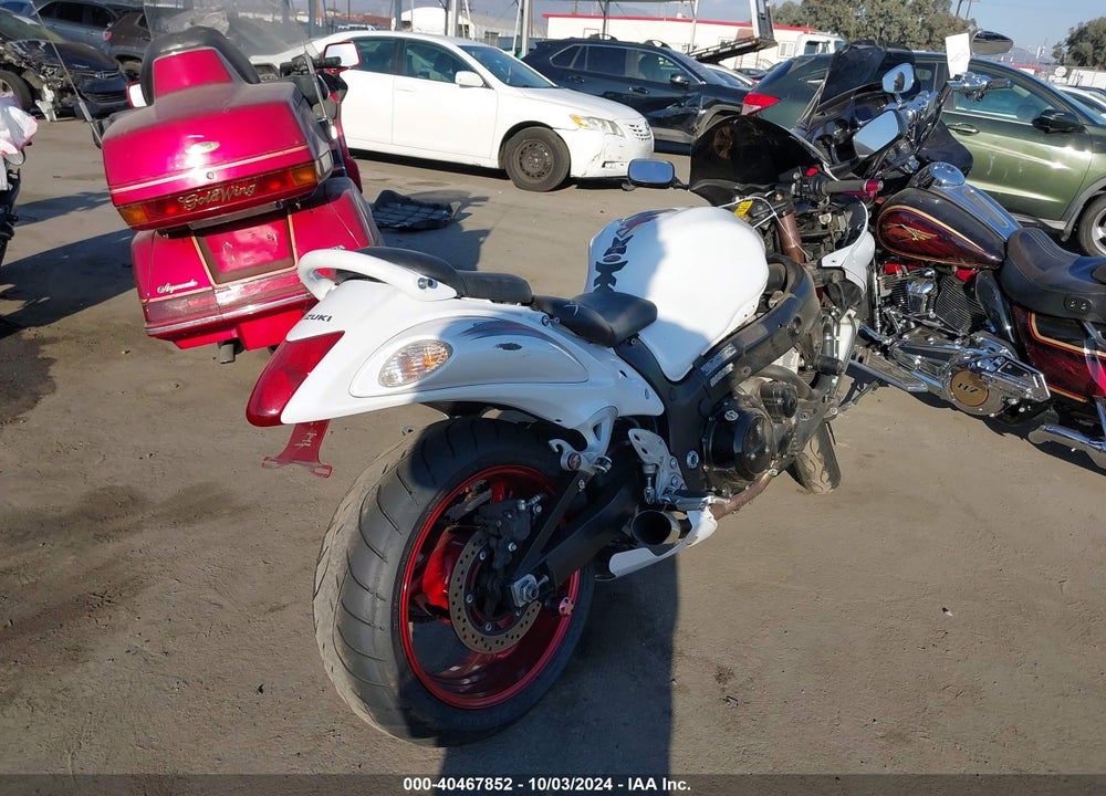 2012 SUZUKI GSX1300 R VIN: JS1GX72A1C2100863