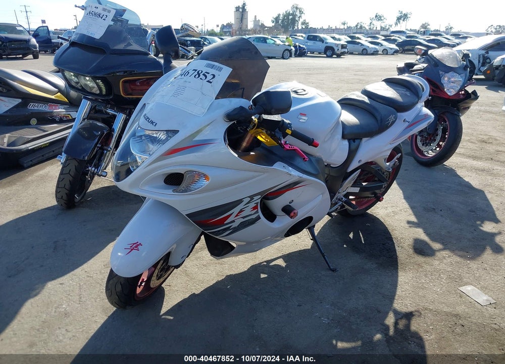 2012 SUZUKI GSX1300 R VIN: JS1GX72A1C2100863