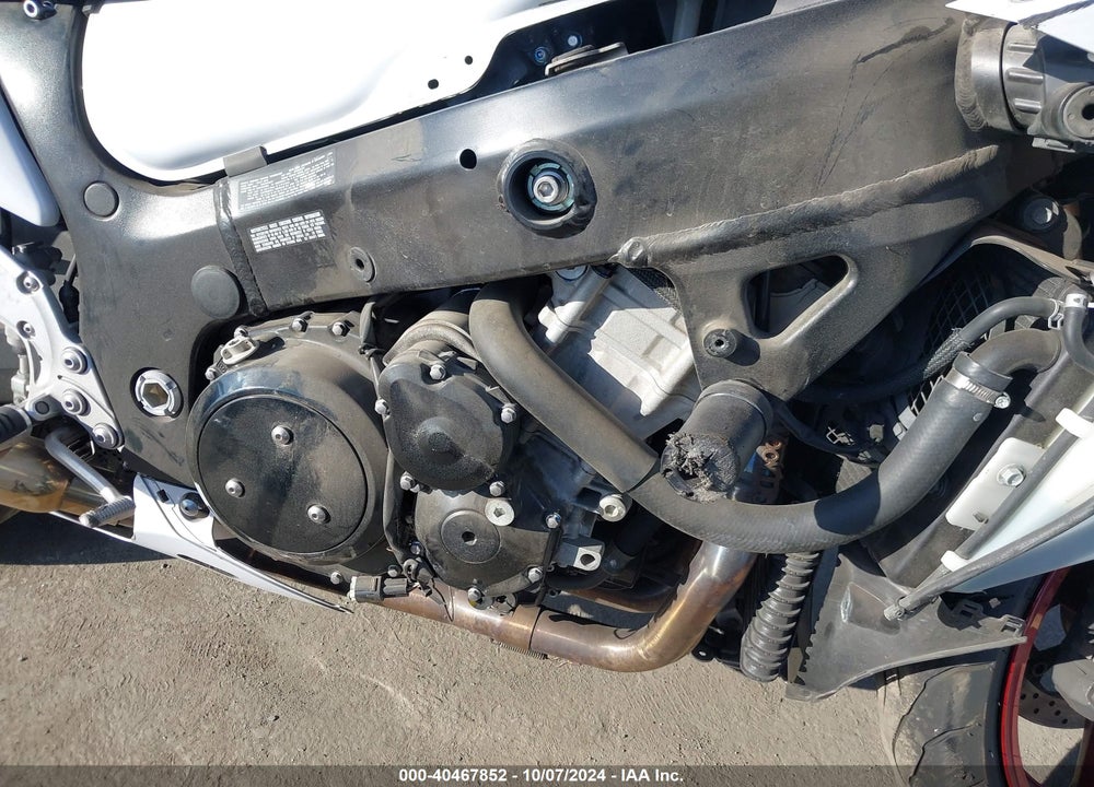 2012 SUZUKI GSX1300 R VIN: JS1GX72A1C2100863