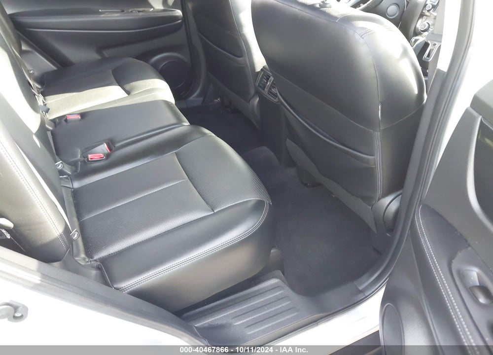 2018 NISSAN ROGUE SL VIN: JN8AT2MV0JW310245