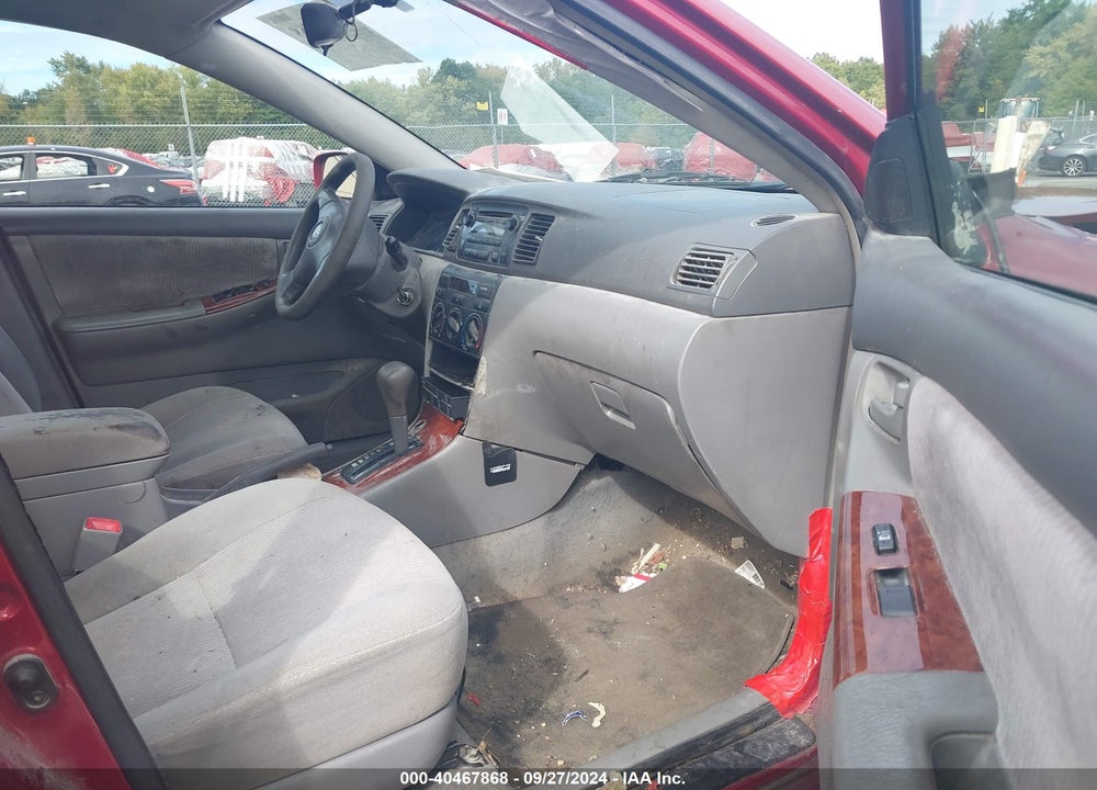 2006 TOYOTA COROLLA LE VIN: 2T1BR32E26C582528