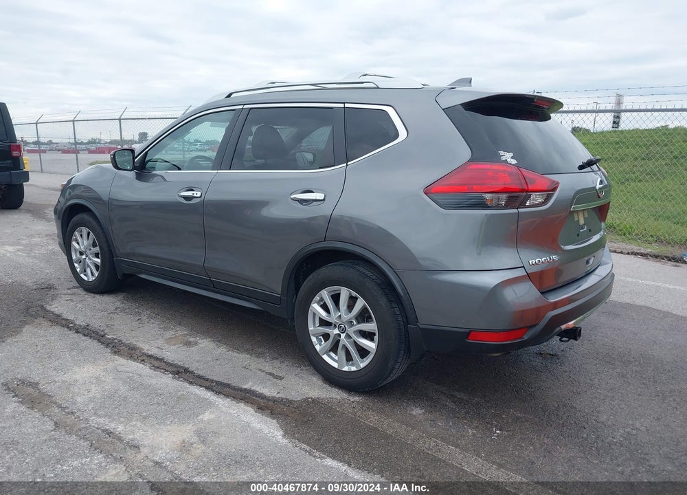2017 NISSAN ROGUE SV VIN: JN8AT2MT2HW386123