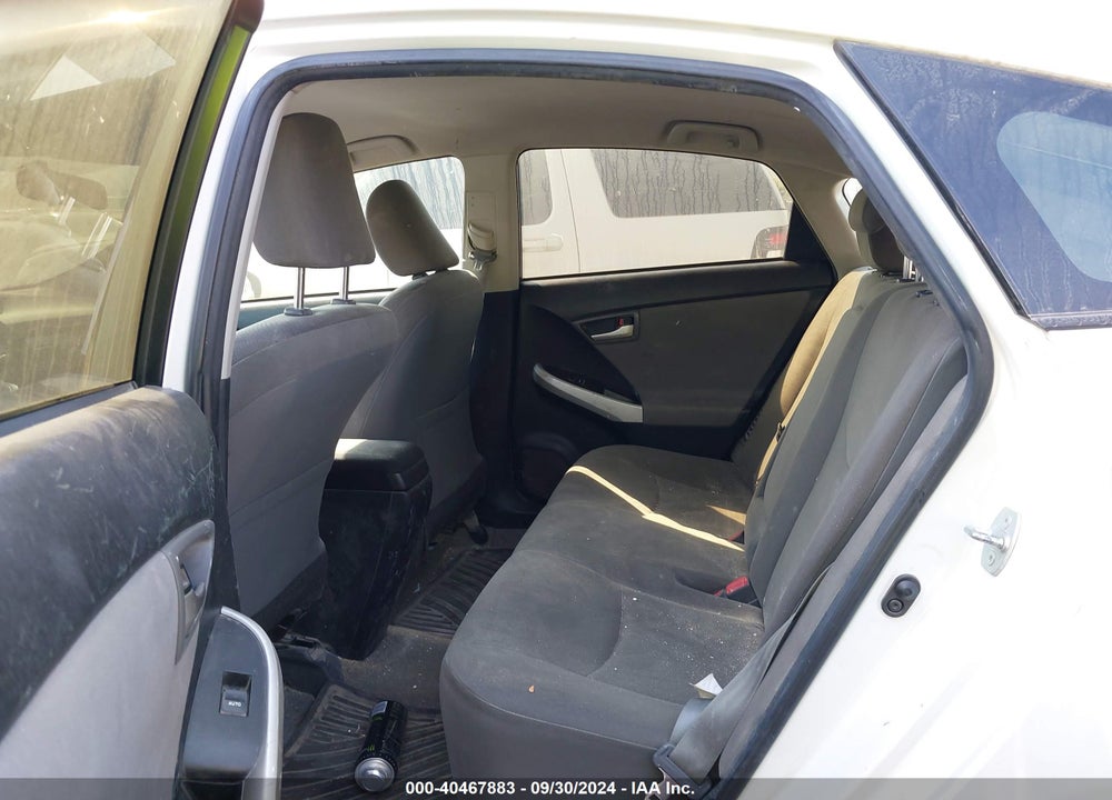 2015 TOYOTA PRIUS TWO VIN: JTDKN3DU2F0484058