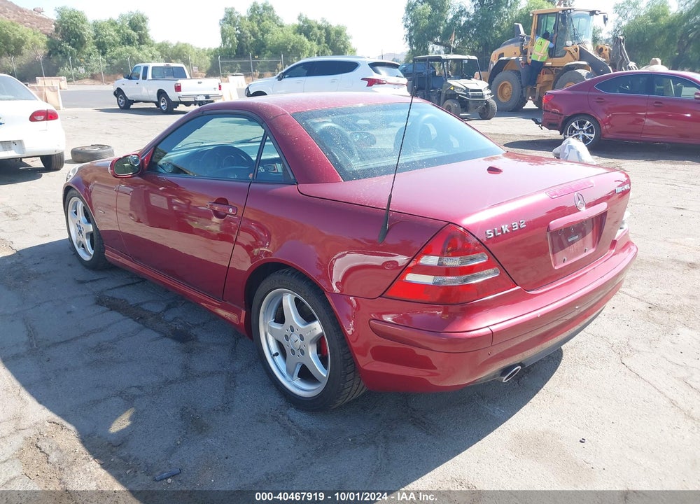 2004 MERCEDES-BENZ SLK 320 VIN: WDBKK65F94F305372