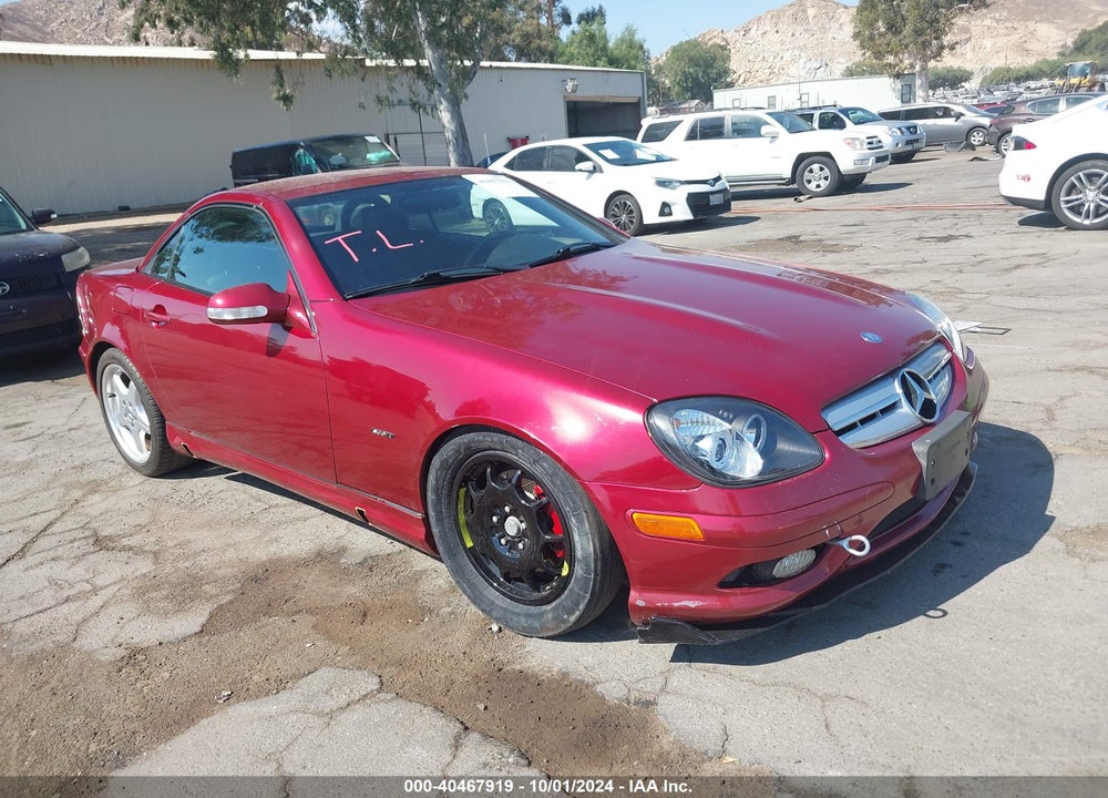 2004 MERCEDES-BENZ SLK 320 VIN: WDBKK65F94F305372