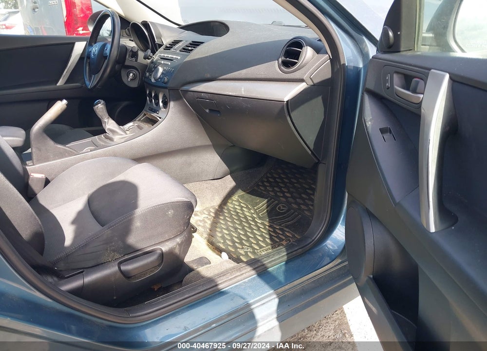 2010 MAZDA 3 S SPORT VIN: JM1BL1H63A1236197